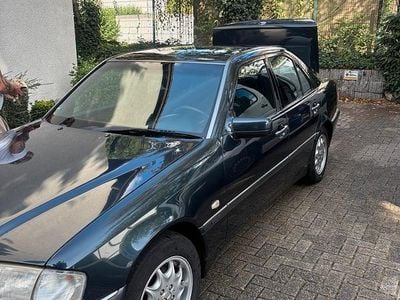 Mercedes C180