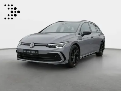 Gebraucht VW Golf VIII R-line 150 PS (110 kW) 2024 Mondsteingrau Kombi