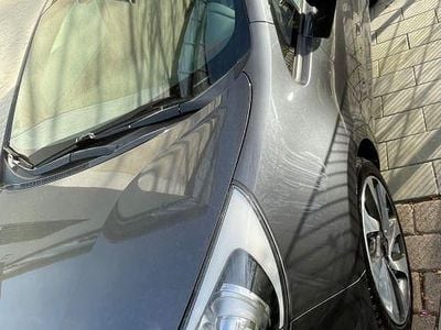 Gebraucht Kia Rio Platinum Edition 90 PS (66 kW) 2015 Grau Limousine