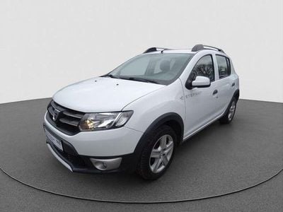 Usata Dacia Sandero Prestige 91 CV (66 kW) 2015 Bianco Berlina