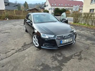 Używany Audi A4 Sport 190 KM (139 kW) 2016 Czarny Kombi