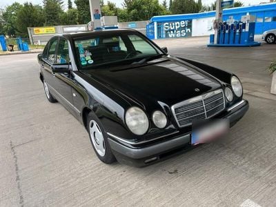 Mercedes 200