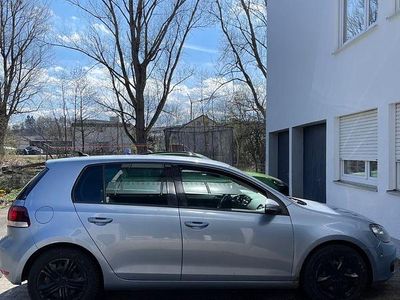 Usata VW Golf V Highline 122 CV (89 kW) 2009 Blu Station wagon