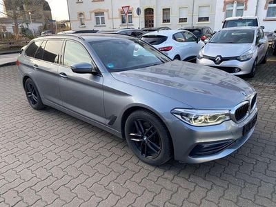Gebraucht BMW 520 Sport Line 190 PS (139 kW) 2020 Blau Kombi