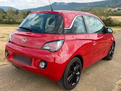 Gebraucht Opel Adam 70 PS (51 kW) 2013 Rot Kleinwagen