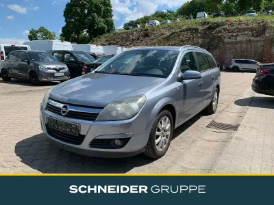 Gebraucht Opel Astra Basis 125 PS (91 kW) 2005 Silber Limousine