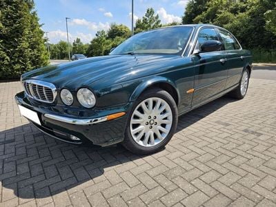 Jaguar XJ8
