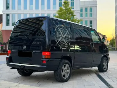 Brugt VW Caravelle Business 151 HK (111 kW) 1999 Sort Van
