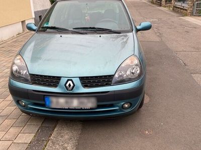 gebraucht Renault Clio II 1,4 Benzin Bj.2002