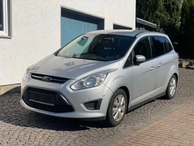 Gebraucht Ford Grand C-Max 116 PS (85 kW) 2012 Silber Van / Kleinbus