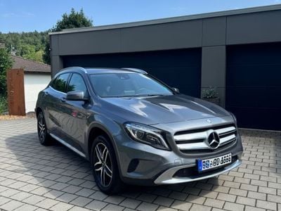 Mercedes GLA200