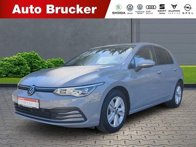 Usata VW Golf VIII Life 131 CV (96 kW) 2023 Grigio Berlina
