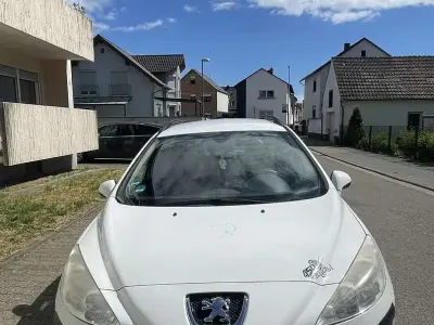 Gebraucht Peugeot 308 SW Tendance 120 PS (88 kW) 2008 Kombi