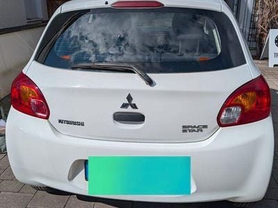 Second-hand Mitsubishi Space Star Diamant Edition 71 CP (52 kW) 2015 Negru Hatchback