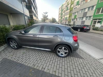Mercedes GLA200