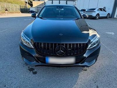 Gebraucht Mercedes C180 156 PS (114 kW) 2016 Schwarz Limousine