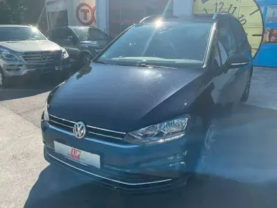 Gebraucht VW Golf VII Trendline 150 PS (110 kW) 2017 Blau Limousine