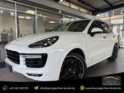 Gebraucht Porsche Cayenne Turbo 441 PS (324 kW) 2017 Weiß SUV