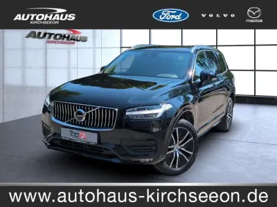 Gebraucht Volvo XC90 Momentum 235 PS (172 kW) 2021 Onyx black (metallic) SUV
