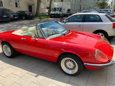 Gebraucht Alfa Romeo Spider 126 PS (92 kW) 1987 Rot Cabrio