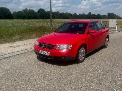Gebraucht Audi A4 Sport 131 PS (96 kW) 2003 Rot Kombi