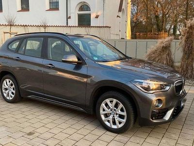 Gebraucht BMW X1 Sport Line 190 PS (139 kW) 2018 Grau SUV