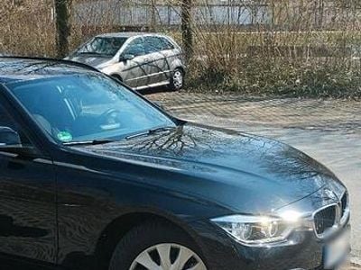 Second-hand BMW 318 150 CP (110 kW) 2017 Negru Break