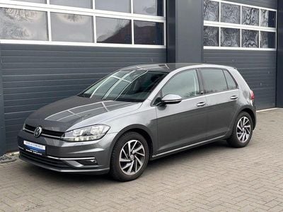 Gebraucht VW Golf VII Sound 150 PS (110 kW) 2018 Grau Limousine
