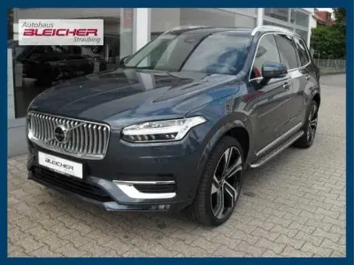 Gebraucht Volvo XC90 173 PS (127 kW) 2023 SUV