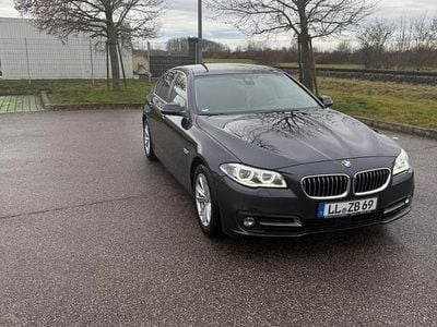 Gebraucht BMW 530 Luxury Line 258 PS (189 kW) 2014 Schwarz Limousine