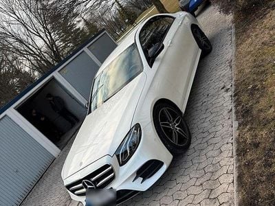 Gebraucht Mercedes E200 197 PS (144 kW) 2019 Weiß Limousine