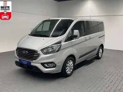 Gebraucht Ford Tourneo Custom 170 PS (125 kW) 2019 Silber Van