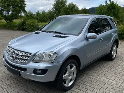 Gebraucht Mercedes ML280 190 PS (139 kW) 2006 Silber SUV
