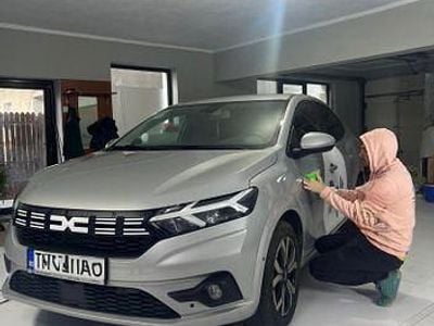 Gebraucht Dacia Logan Prestige 91 PS (66 kW) 2023 Grau Limousine