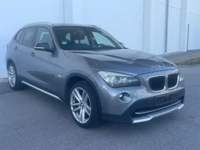 Gebraucht BMW X1 Sport Line 177 PS (130 kW) 2010 Grau SUV