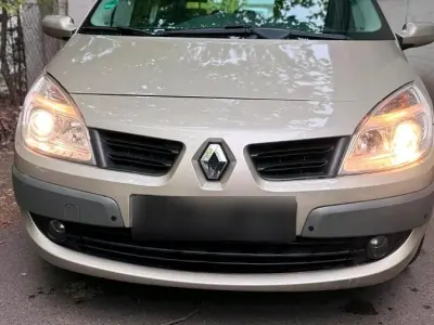 Gebraucht Renault Scénic II 112 PS (82 kW) 2006 Beige Van / Kleinbus
