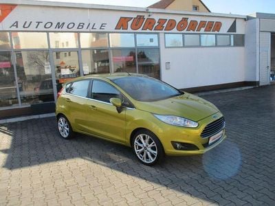 Gebraucht Ford Fiesta Individual 125 PS (91 kW) 2013 Gelb Kleinwagen