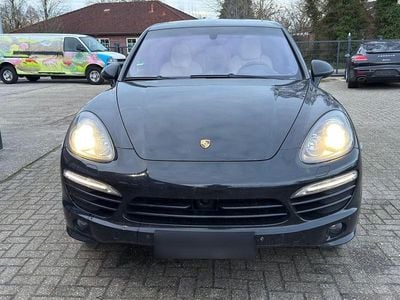 Gebraucht Porsche Cayenne S 400 PS (294 kW) 2012 Schwarz SUV
