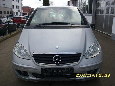 Gebraucht Mercedes A180 109 PS (80 kW) 2005 Silber Kleinwagen