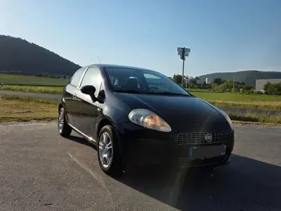 Gebraucht Fiat Punto Dynamic 65 PS (47 kW) 2009 Blau Kleinwagen