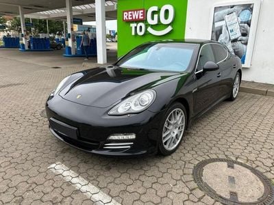 Porsche Panamera 4S