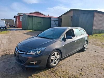 Gebraucht Opel Astra 136 PS (100 kW) 2015 Grau Kombi