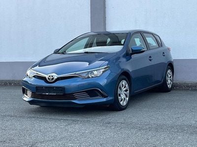 Gebraucht Toyota Auris Cool 99 PS (72 kW) 2017 Blau Limousine