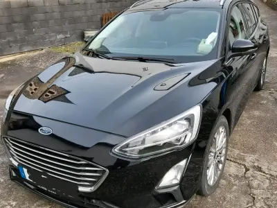 Gebraucht Ford Focus Titanium 151 PS (111 kW) 2019 Schwarz Kombi