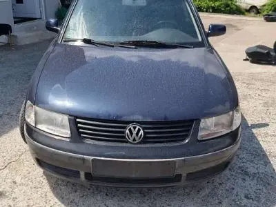 Gebraucht VW Passat 90 PS (66 kW) 1996 Limousine