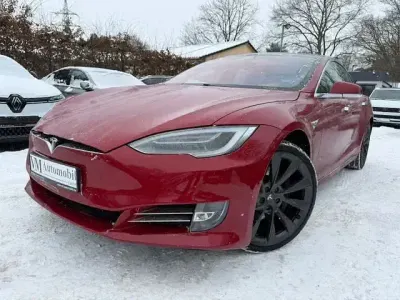 Usado Tesla Model S Performance 231 kW (315 CV) 2018 Rojo Utilitario