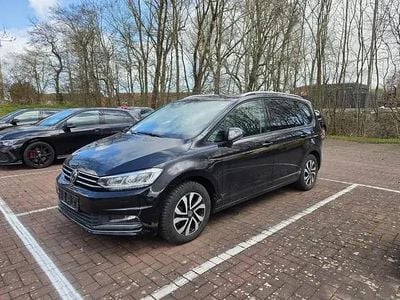 Usata VW Touran Active 150 CV (110 kW) 2021 Nero Monovolume