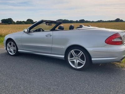 Gebraucht Mercedes CLK200 AMG 184 PS (135 kW) 2008 Silber Cabrio