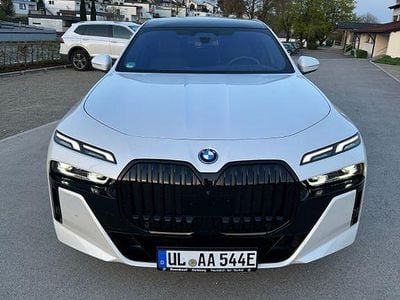 Gebraucht BMW i7 Executive 400 kW (544 PS) 2023 Weiß Limousine