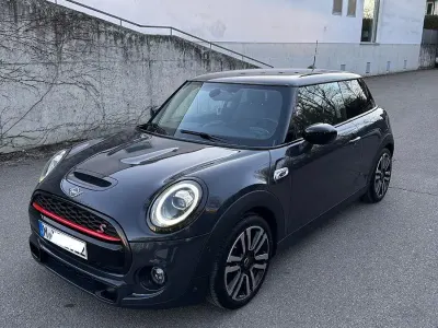 Używany Mini Cooper S 192 KM (141 kW) 2021 Szary Hatchback